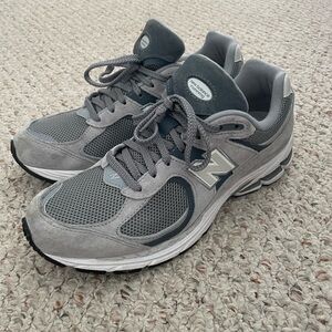 Men’s New Balance 2002R